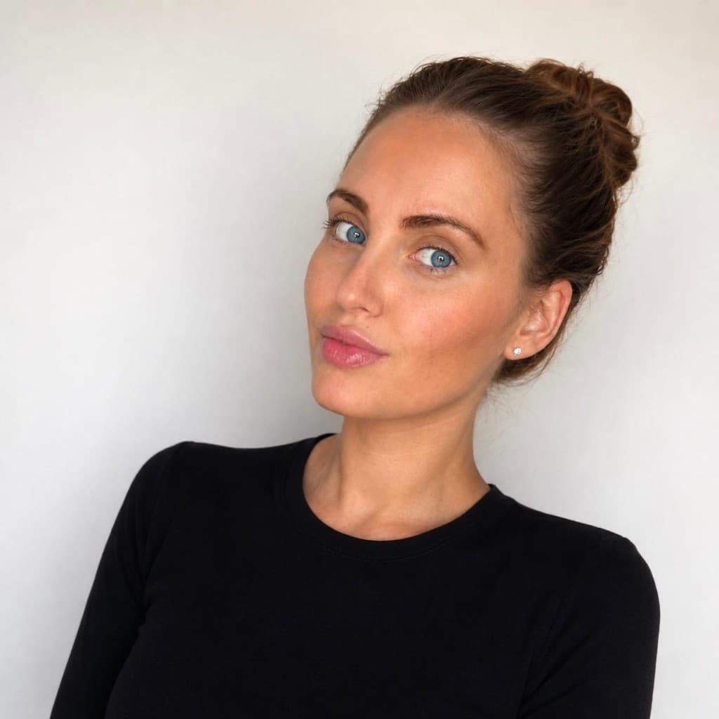 Eleanor — Temporary recruitment specialist at JLD Recruit LTD